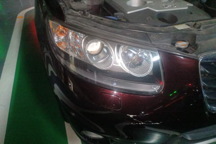 Used Hyundai Santa Fe Classic 2012 2.4 Ultimate Edition 7-Seater Four-Wheel Drive