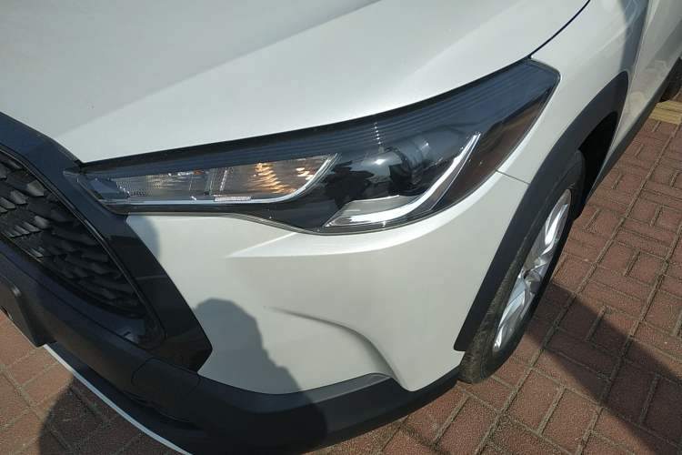 Used Toyota Corolla Cross 2023 2.0L Pioneer Edition Left Front Headlight