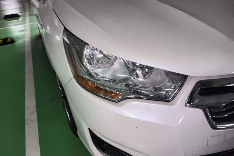 Used Citroen C4L 2014 1.6THP Intelligent Drive Automatic Dynamic Model Right Front Headlight