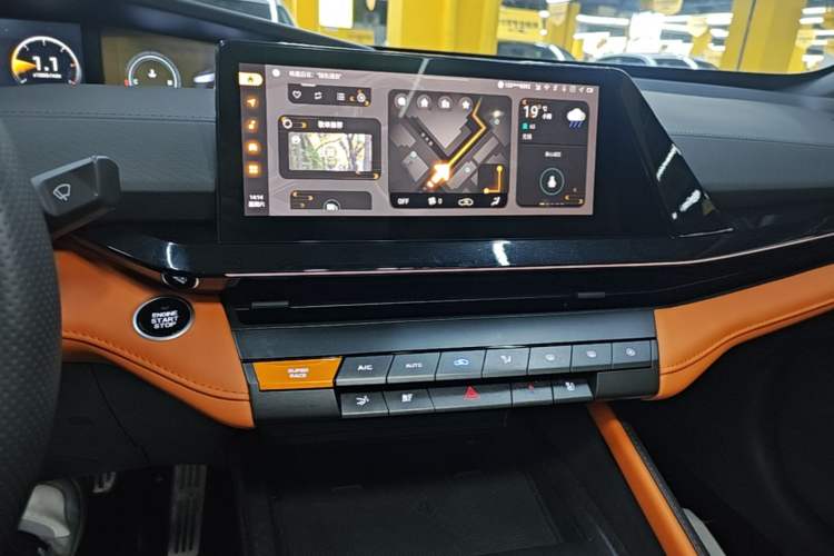 Used CHANGAN UNI-V 2024 2.0T High-Performance Version Audio And AC Panel
