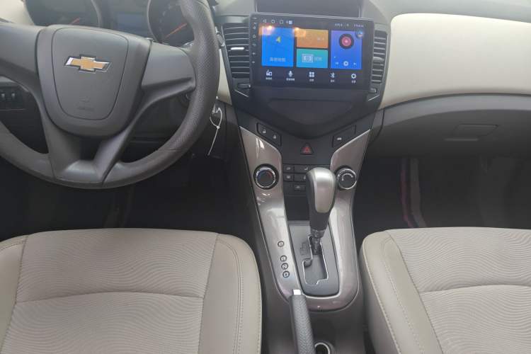 Used Chevrolet Cruze 2015 1.5L Classic SE AT
