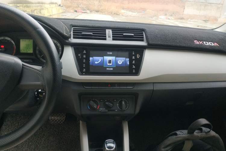 Used Skoda Fabia 2016 1.4L Automatic Car Enjoy Edition