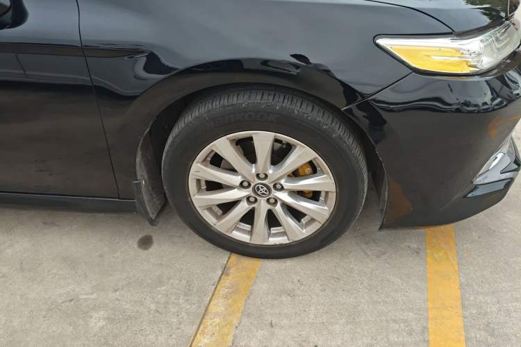 Used Toyota Camry 2018 2.0G Luxury Edition Right Front Wheel Hub