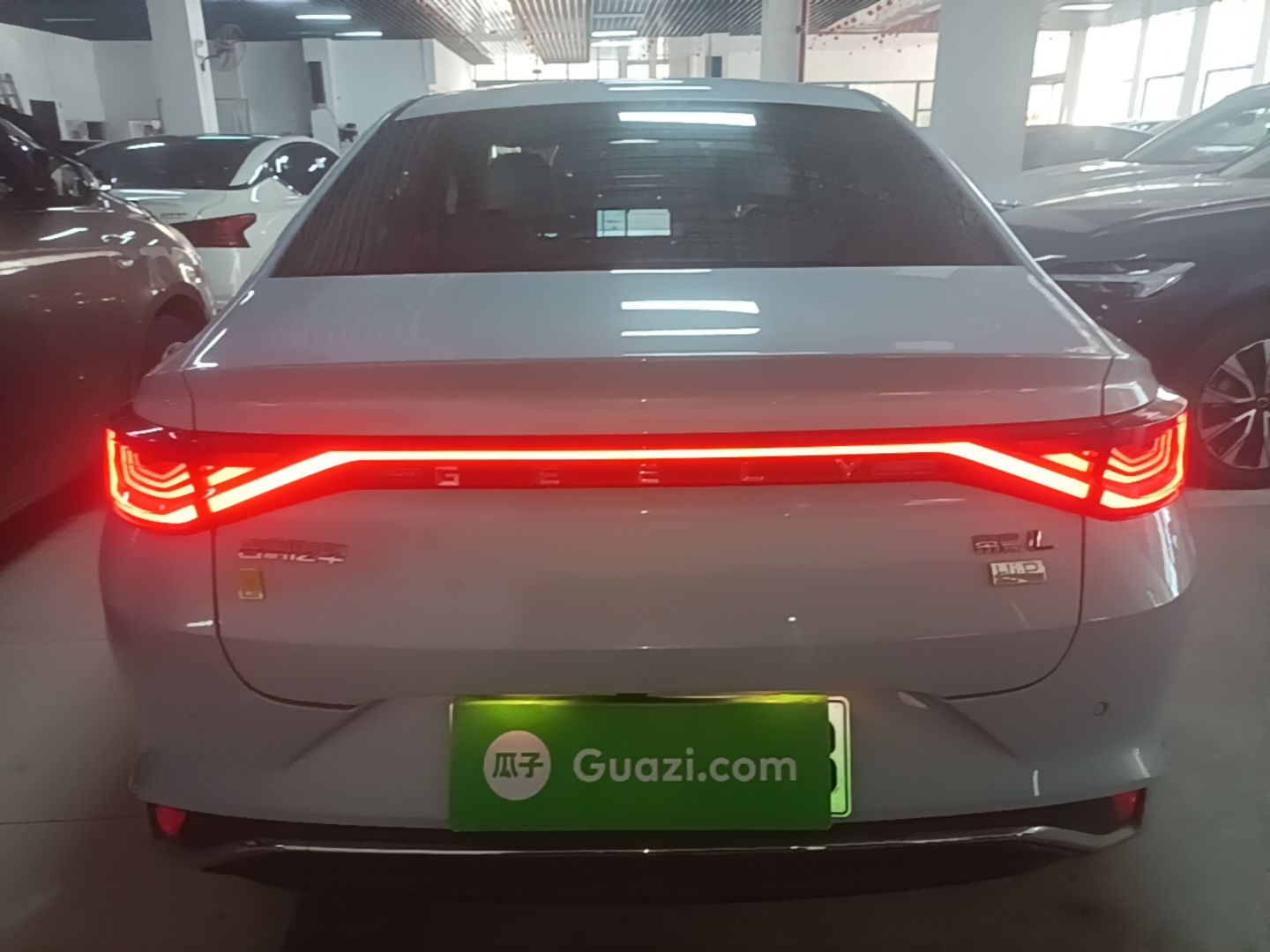 Geely Auto Emgrand L HiP 2022 1.5TD-DHT Pro 100KM Super Rui — снимка 5
