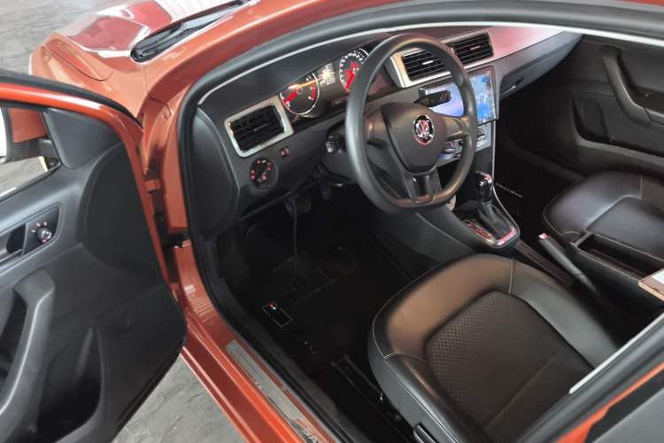 Used Volkswagen Santana 2015 Haval H6 1.6L Automatic Comfort Model Driver Seat