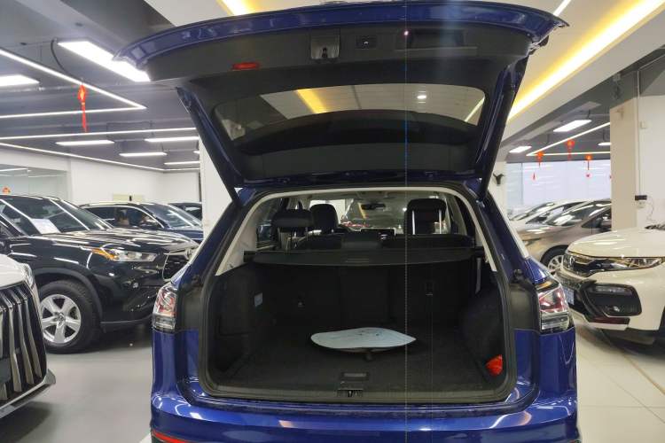 Used Volkswagen Tayron GTE Plug-in Hybrid 2023 280TSI Luxury Plus Advanced Edition
