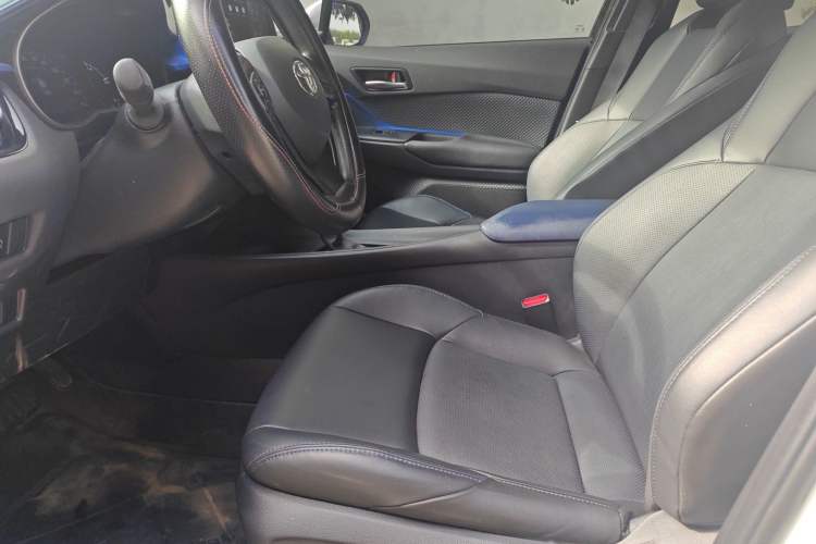 Used Toyota C-HR 2023 2.0L Leading Edition
