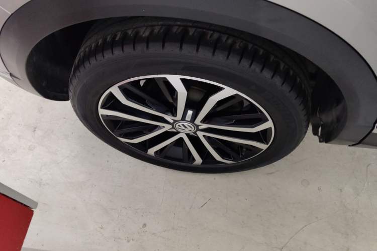 Used Volkswagen T-ROC 2020 280TSI DSG Two-Wheel-Drive Luxury Version
