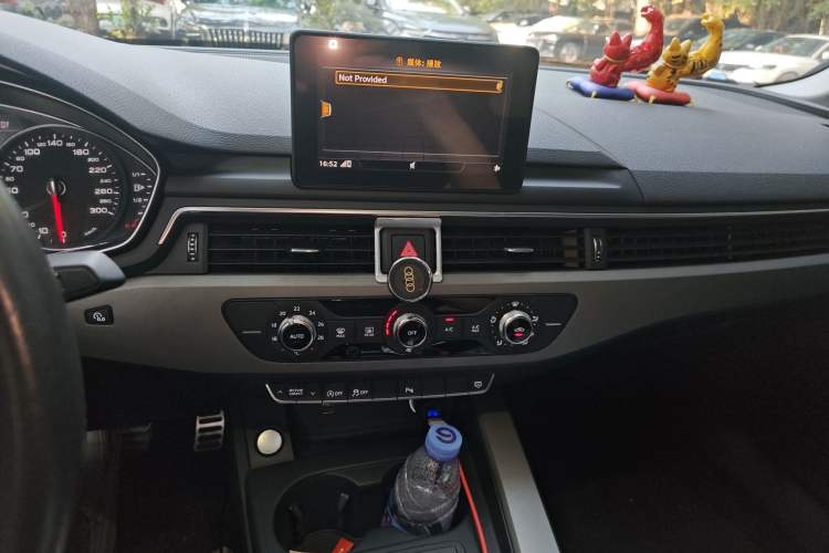 Used Audi A4L 2019 40 TFSI Ambition China VI