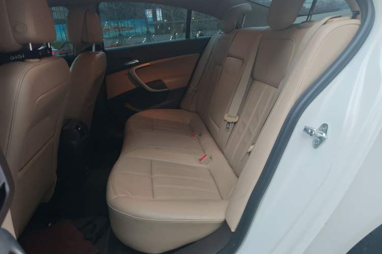 Used Buick Regal 2014 2.4L SIDI Elite Fashion Edition Left Rear Seat