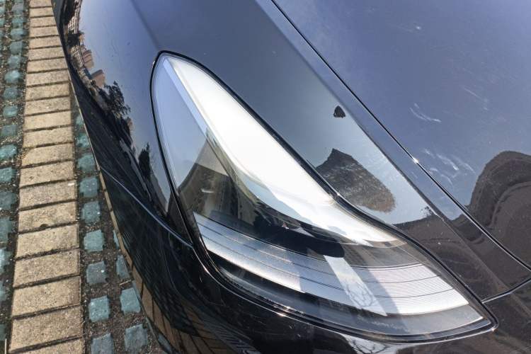 Used Tesla Model Y 2022 Long-Range All-Wheel-Drive Version
