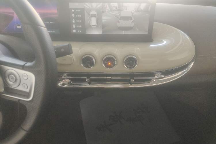 Used Wuling Bingo 2023 333 km Lingxi Connected+ Version Audio And AC Panel