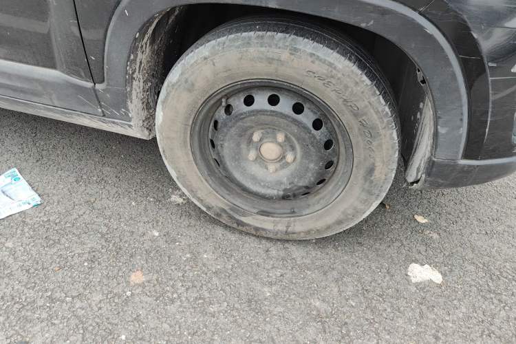 Used CHANGAN OSHAN X70A 2019 1.5L Manual Classic Model China VI Standard
