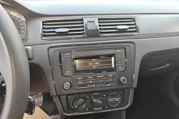 Used Volkswagen Santana 2021 1.5L Automatic Fashion Edition
