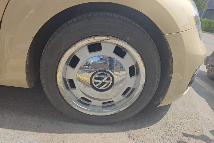 Used Volkswagen Beetle 2019 180TSI Collector's Edition Right Front Wheel Hub