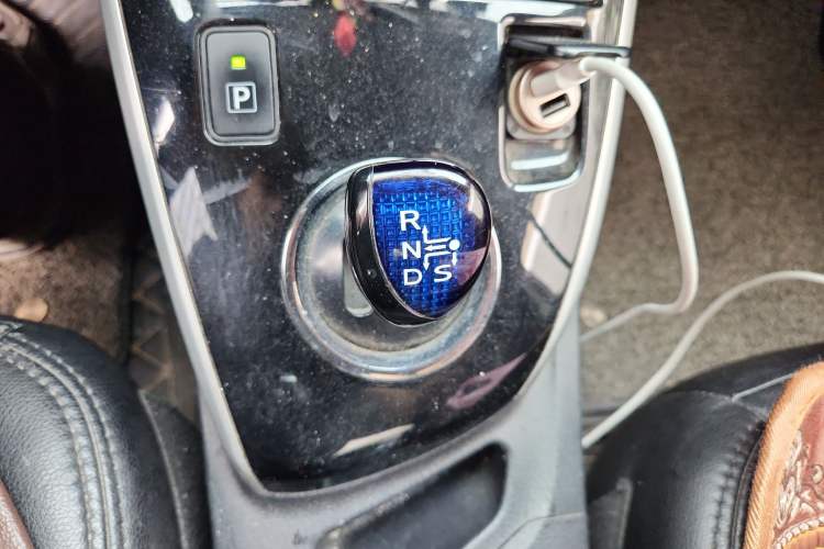 Used Toyota Corolla 2017 Revised Dual-Engine 1.8L E-CVT Leading Edition