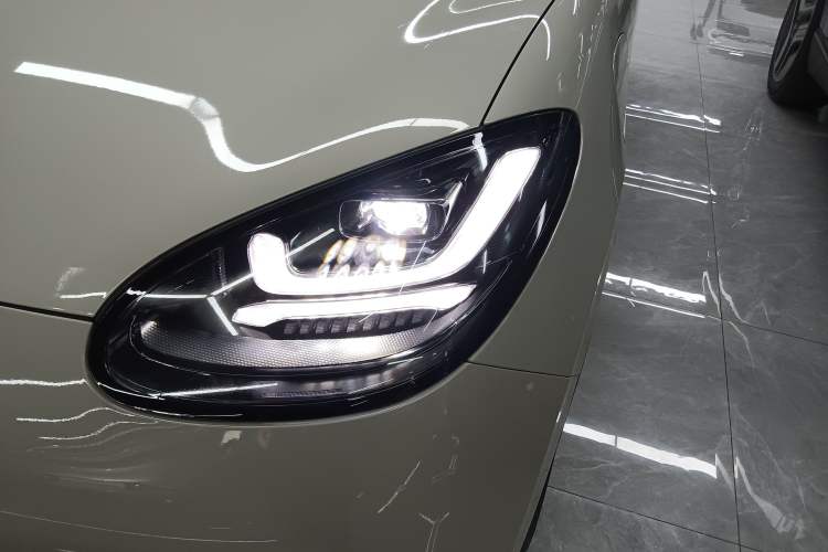 Used Wuling Bingo 2023 333 km Lingxi Connected Version
