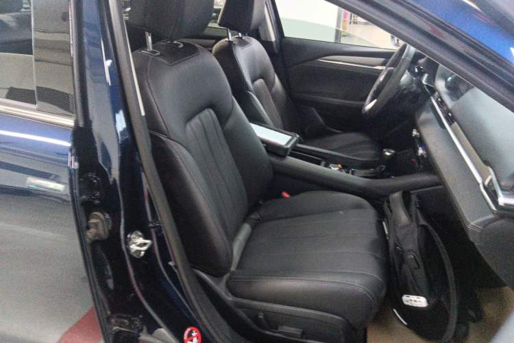 Used Mazda Atenza 2021 2.5L Sky Blue Sport Edition Right Front Seat