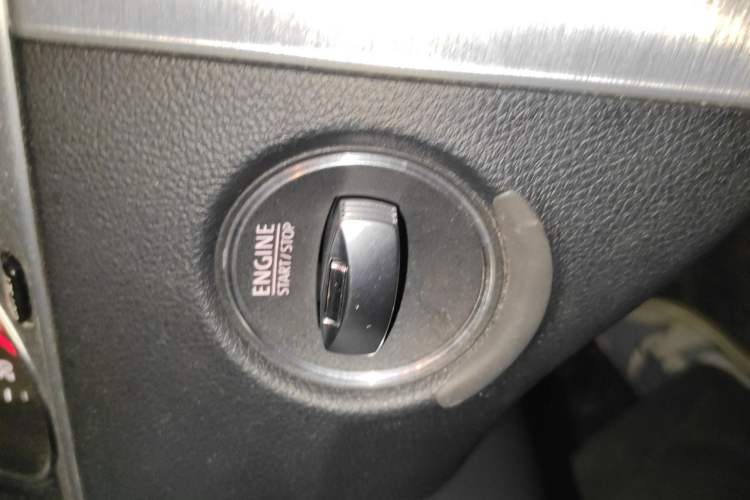 Used Volkswagen FAW-Volkswagen CC 2016 1.8TSI Luxury Model