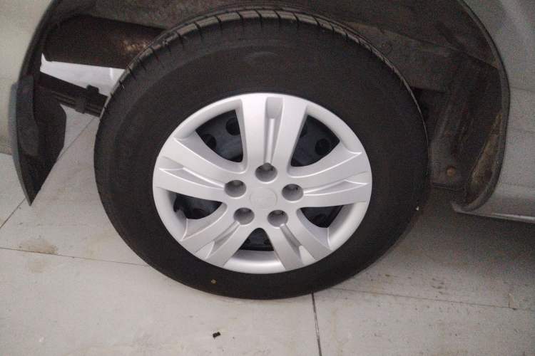 Used FORTHING Lingzhi 2024 M5L 1.5T Manual Comfort 9-Seater