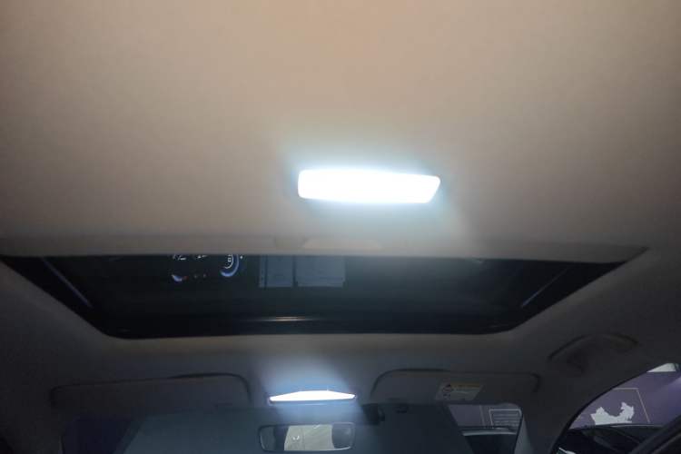 Used Geely Auto Emgrand 2023 4th Generation Champion Edition 1.5L CVT Prestige Model
