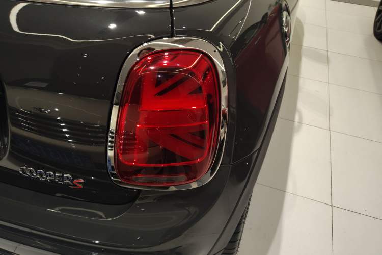 Used MINI MINI 2019 2.0T COOPER S Racing Driver
