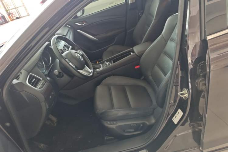 Used Mazda Atenza 2017 2.0L Blue Sky Luxury Edition Left Front Seat