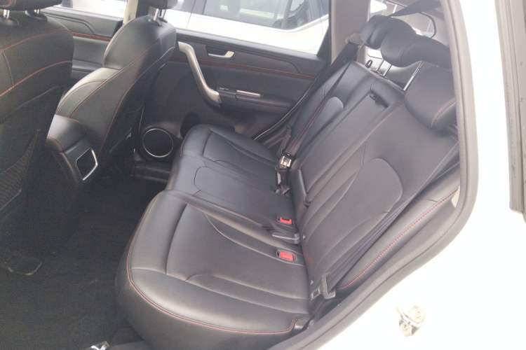 Used Haval H6 2017 Red-Label Sport Edition 1.5T Manual Two-Wheel Drive Elite Model