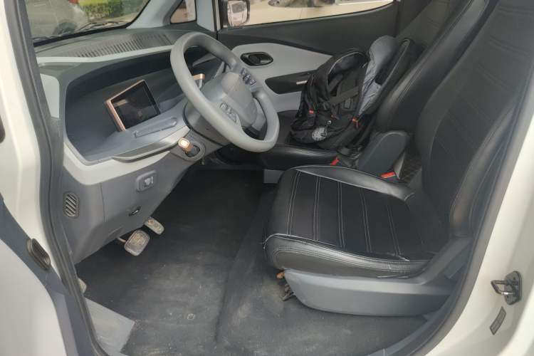 Used Wuling NAMMIEV 2021 Playful Model – High-Power Version Left Front Seat
