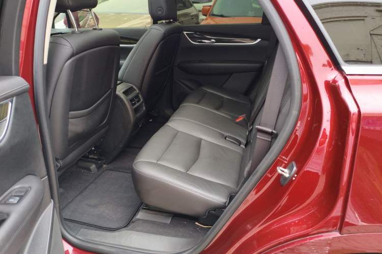 Used Cadillac XT5 2017 Anniversary Edition 25T Luxury Model