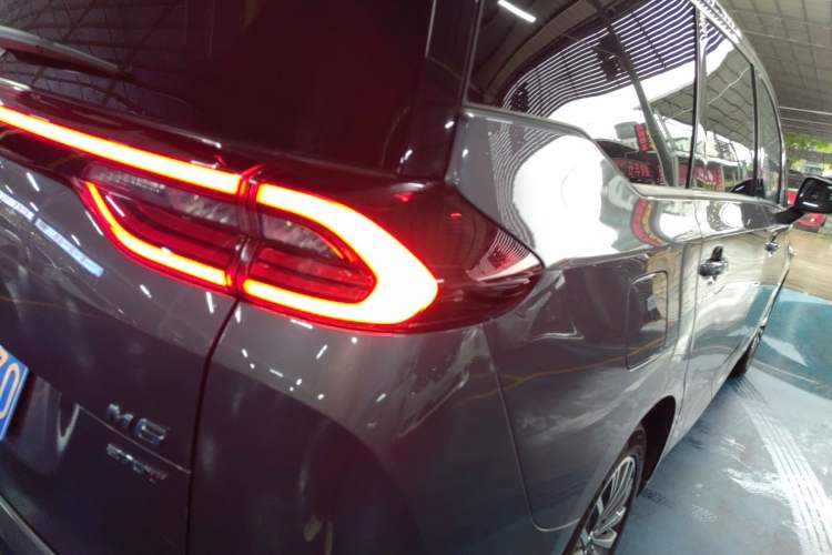 Used GAC Trumpchi M6 2021 270T DCT Prestige Edition (7 Seats) Exterior 3