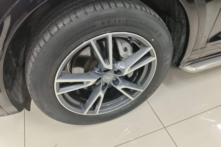 Used Audi Q5L 2020 45 TFSI Prestige Fashion Model Left Front Wheel Hub