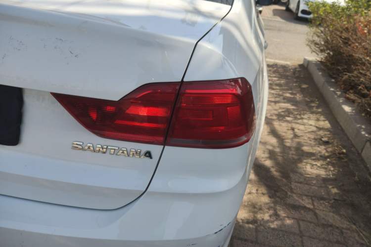 Used Volkswagen Santana 2018 1.5L Manual Fashion Edition Right Rear Taillight