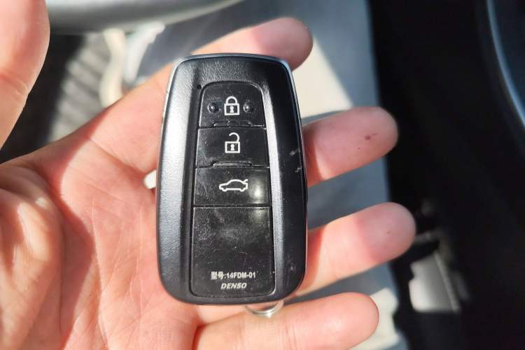 Used Toyota Avalon 2019 2.0L Luxury Edition China VI Standard
