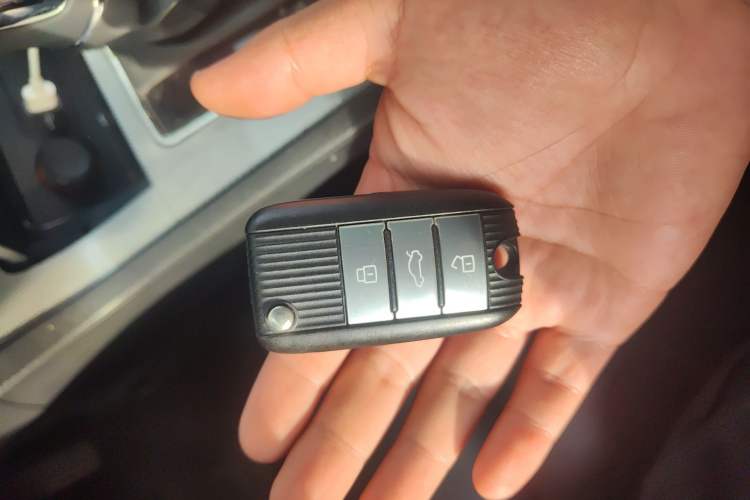 Used Roewe RX5 2020 20T Automatic 4G Connect Superior Flagship Edition Vehicle Key