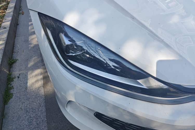 Used Volkswagen Lamando 2023 Lavida L 280TSI DSG Cool & Spicy Edition Right Front Headlight