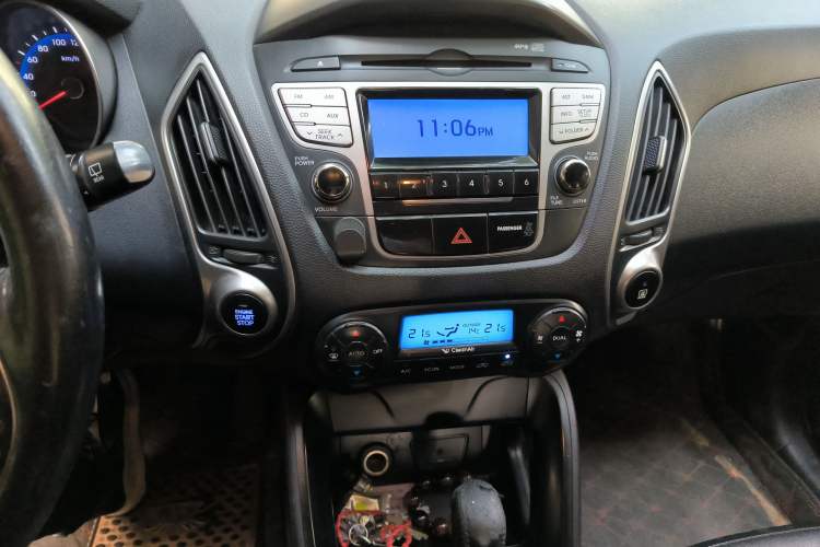 Used Hyundai ix35 2010 2.0L Automatic Two-Wheel Drive Elite Edition GLS