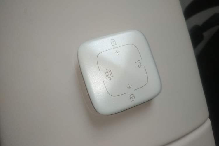 Used Zeekr X 2025 Four-Seater Rear-Drive Cube Version Interior 1