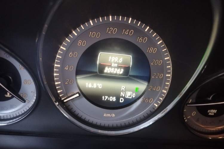 Used Mercedes-Benz GLK-Class 2015 GLK 300 4MATIC Fashion Edition Ultimate Version
