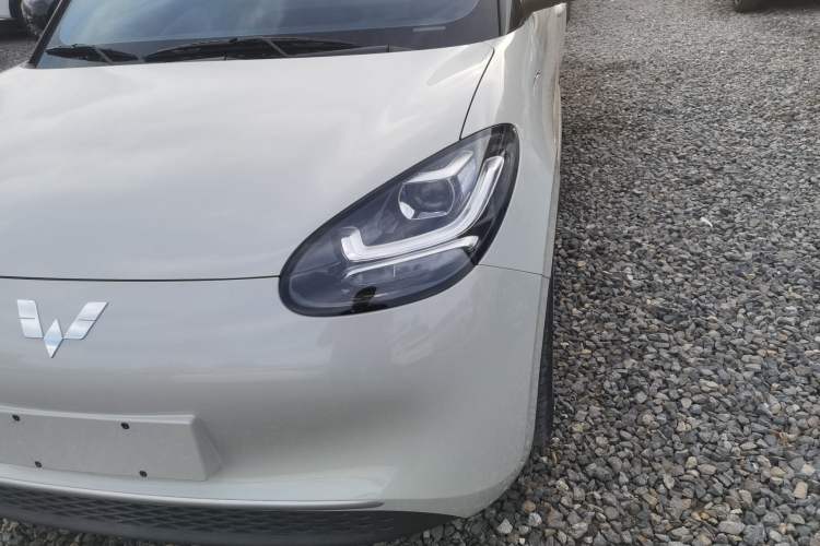 Used Wuling Bingo 2023 333 km Fast-Share Version Left Front Headlight