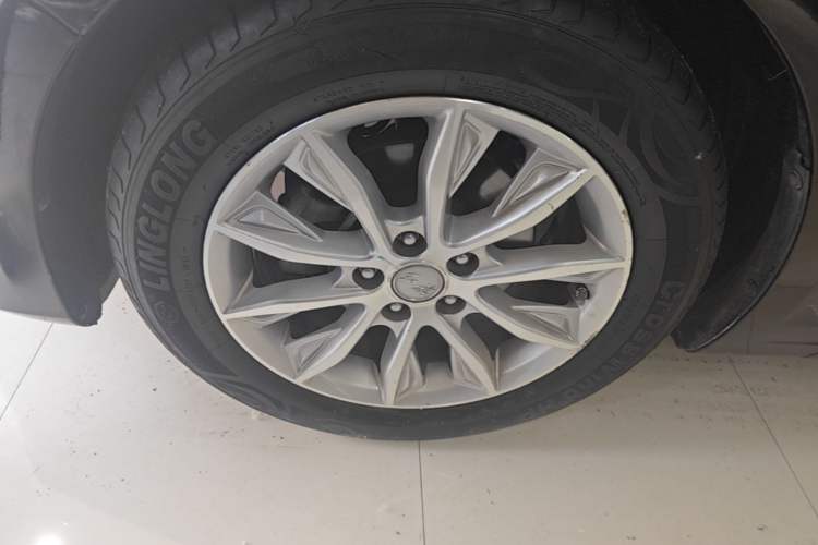 Used Hongqi H5 2019 30TD Dynamic Edition
