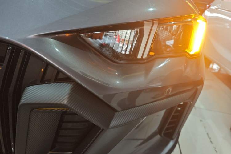 Used GAC Trumpchi EMPOW 2021 270T DCT J16 Version Left Front Headlight