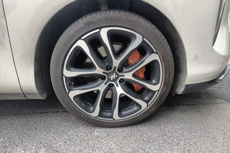 Used IM LS6 2026 Model Range-Extending 52 Max Right Front Wheel Hub