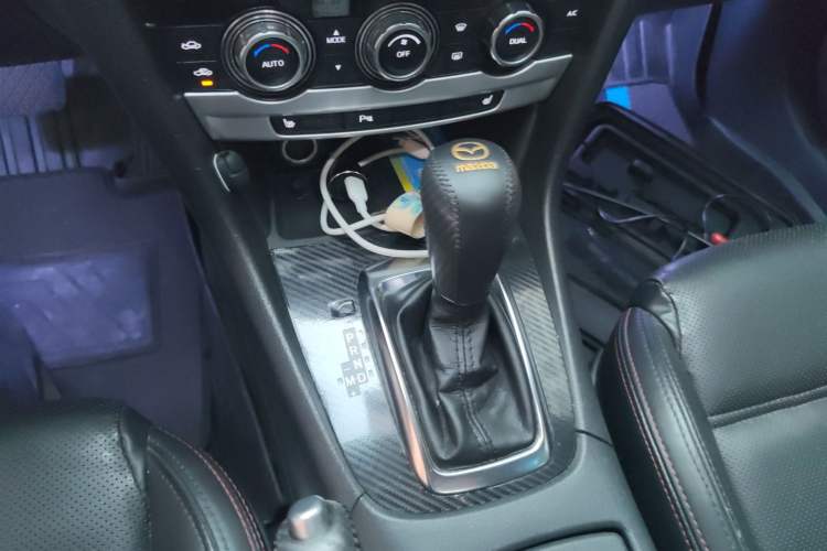 Used Mazda Atenza 2014 2.5L Blue Sky Prestige Edition Gear Lever