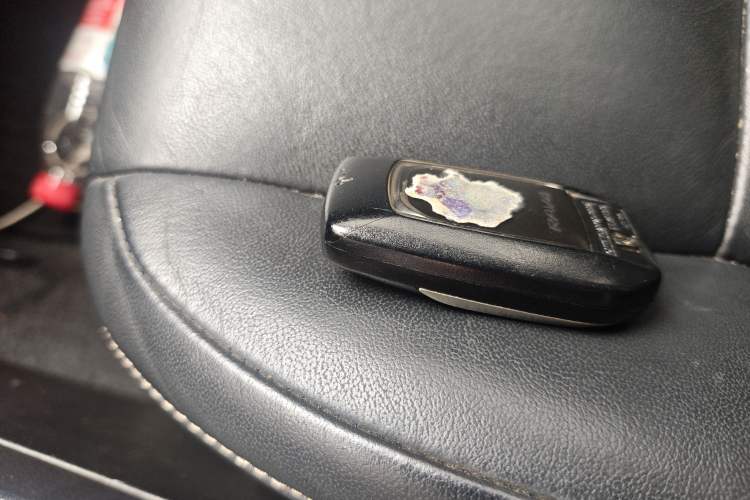 Used Toyota RAV4 2013 2.5L Automatic 4x4 Elite Edition Vehicle Key