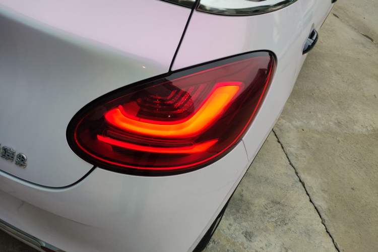 Used Wuling Bingo 2023 333 km Enjoyment Version
