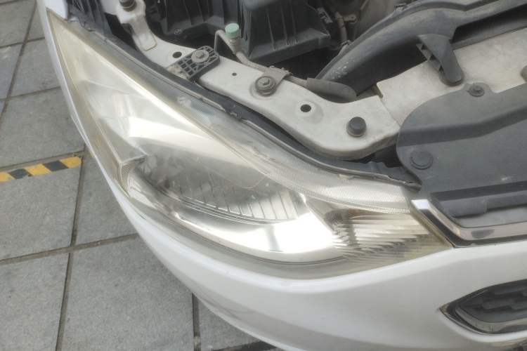 Used Chevrolet Sail 2015 Sail 3 1.3L AMT Ideal Edition
