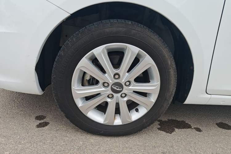 Used Chery E3 2015 1.5L Manual Fashion Model
