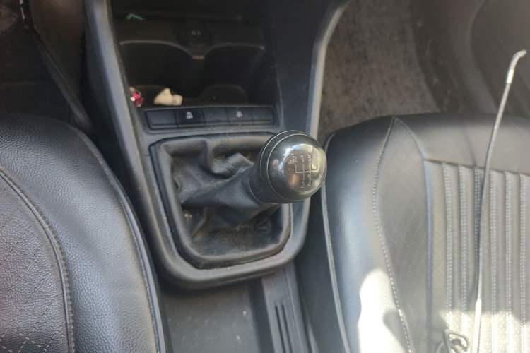 Used Volkswagen Santana 2021 1.5L Manual Fashion Edition Gear Lever