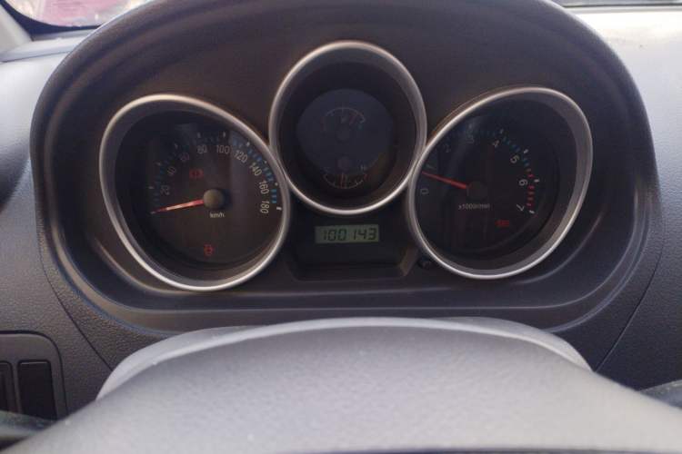 Used FAW Weizhi V2 2010 1.3L Manual Luxury Version Instrument Cluster